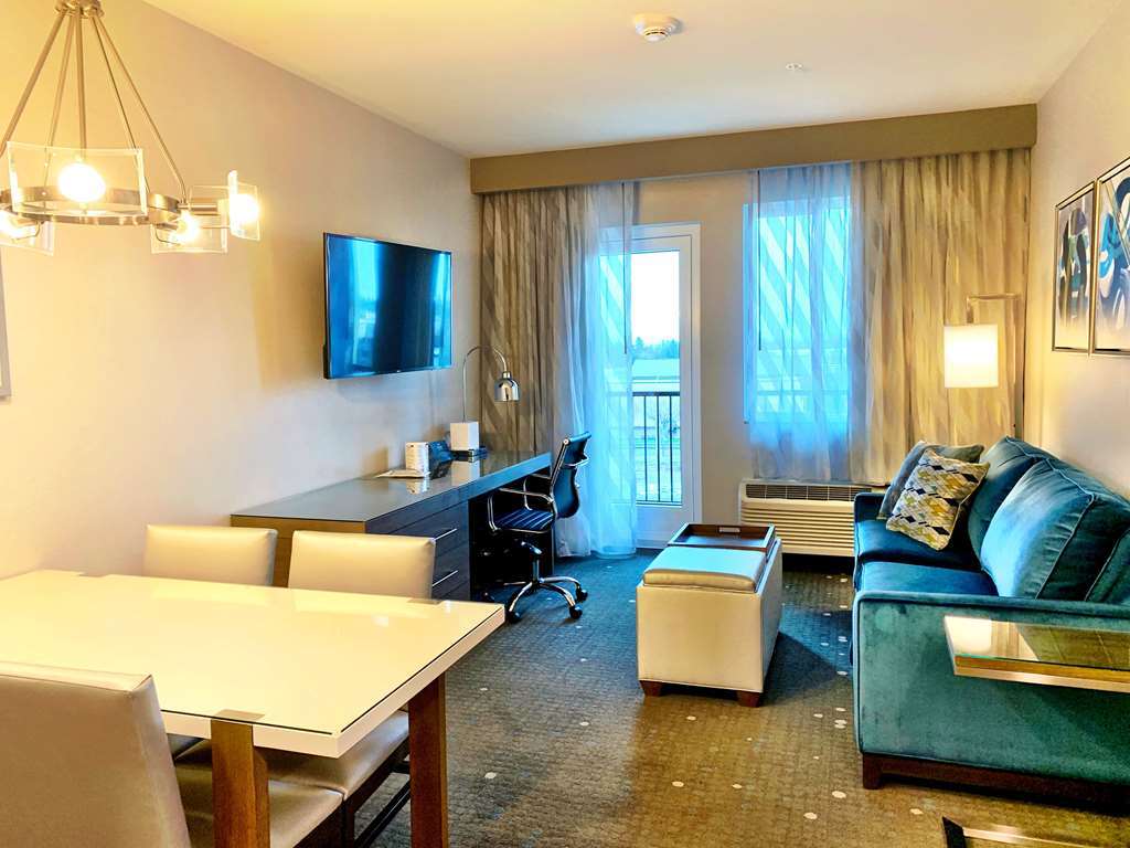Best Western Premier Hotel At Fisher'S Landing Ванкувер Номер фото